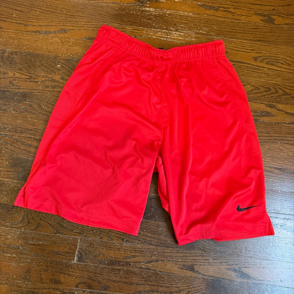 Nike Men’s flex woven training shorts Sz Med Red w/black swoosh, pockets
